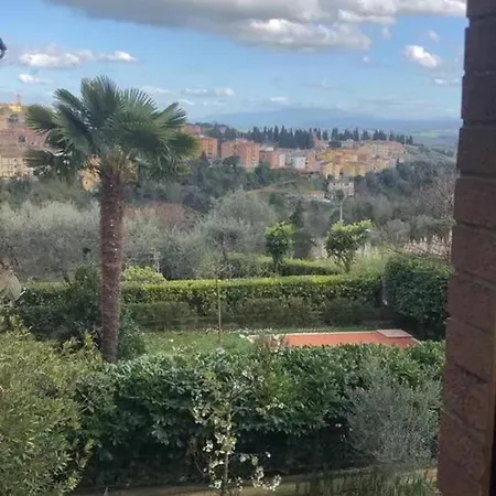 شقة Charming With View In 80 Sqm + Parking *