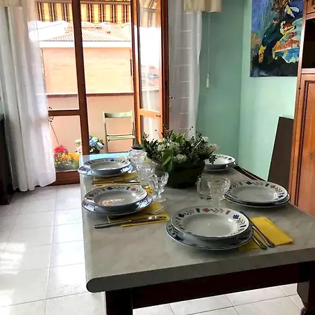 شقة Charming With View In 80 Sqm + Parking