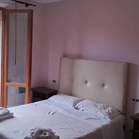 شقة Charming With View In 80 Sqm + Parking سيينا